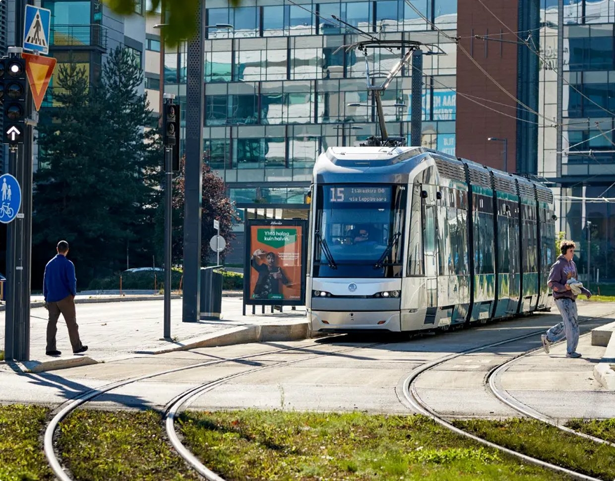 How cities can deliver high-performing light rail systems